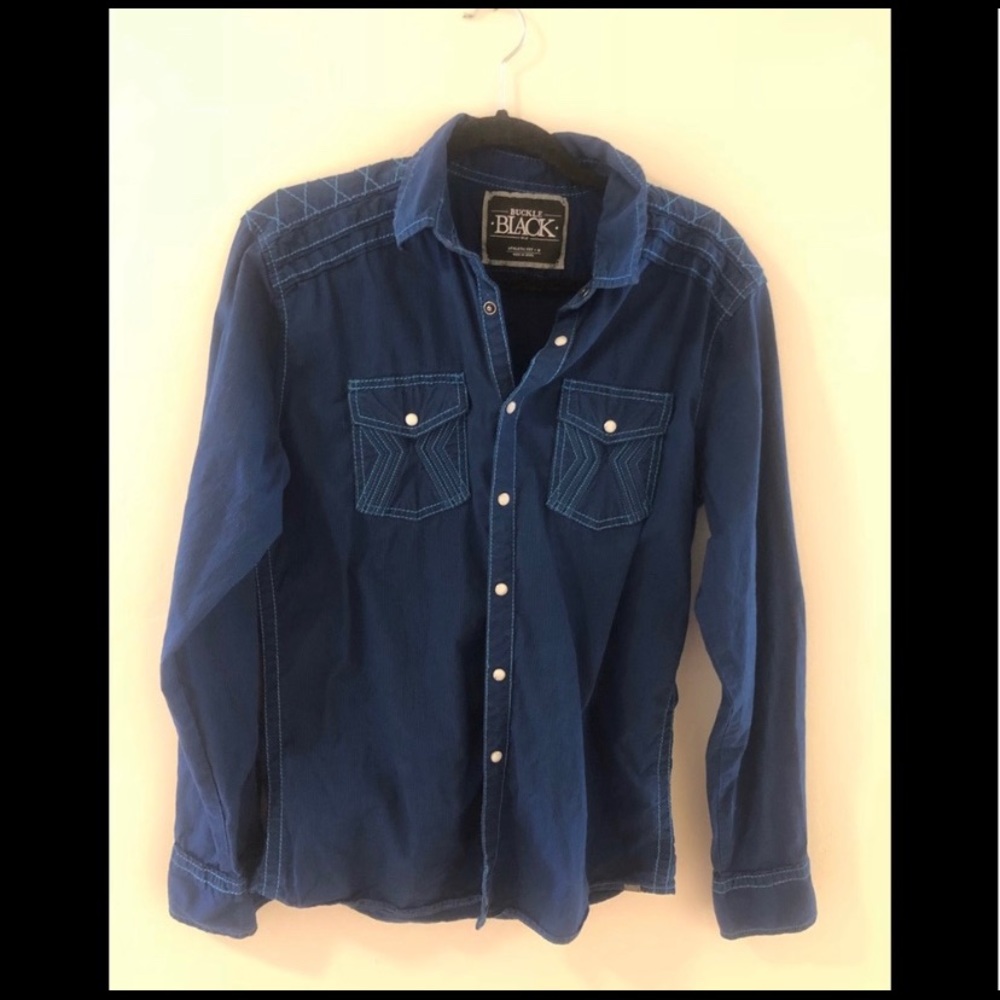 Buckle Black Shirt Men’s Medium